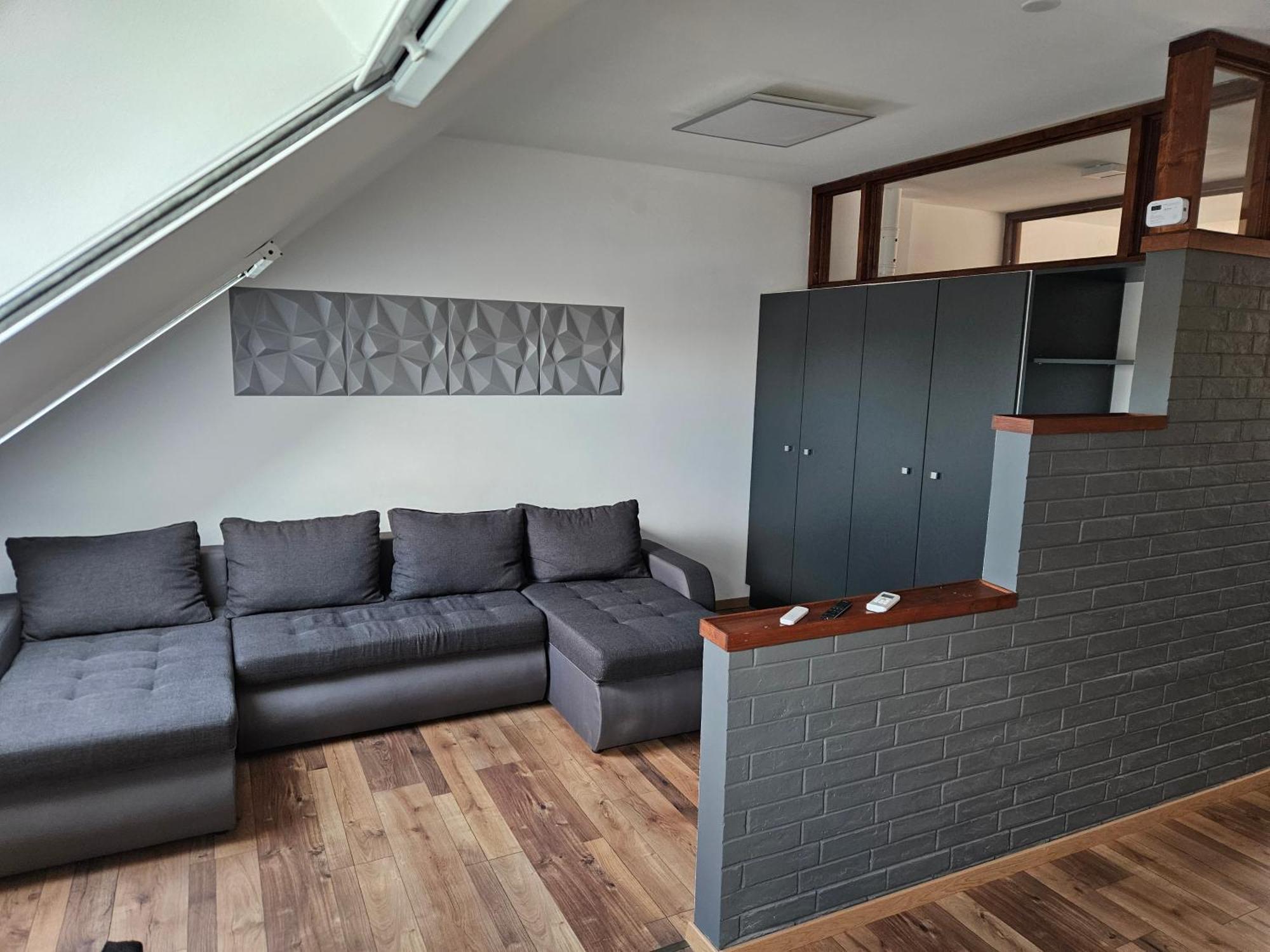 Toelgyes Apartmanhaz Szeged Exterior photo